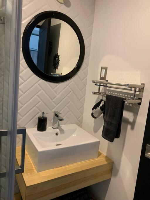 Apartamento De Lujo, Moderno Estilo New York Guatemala City ภายนอก รูปภาพ